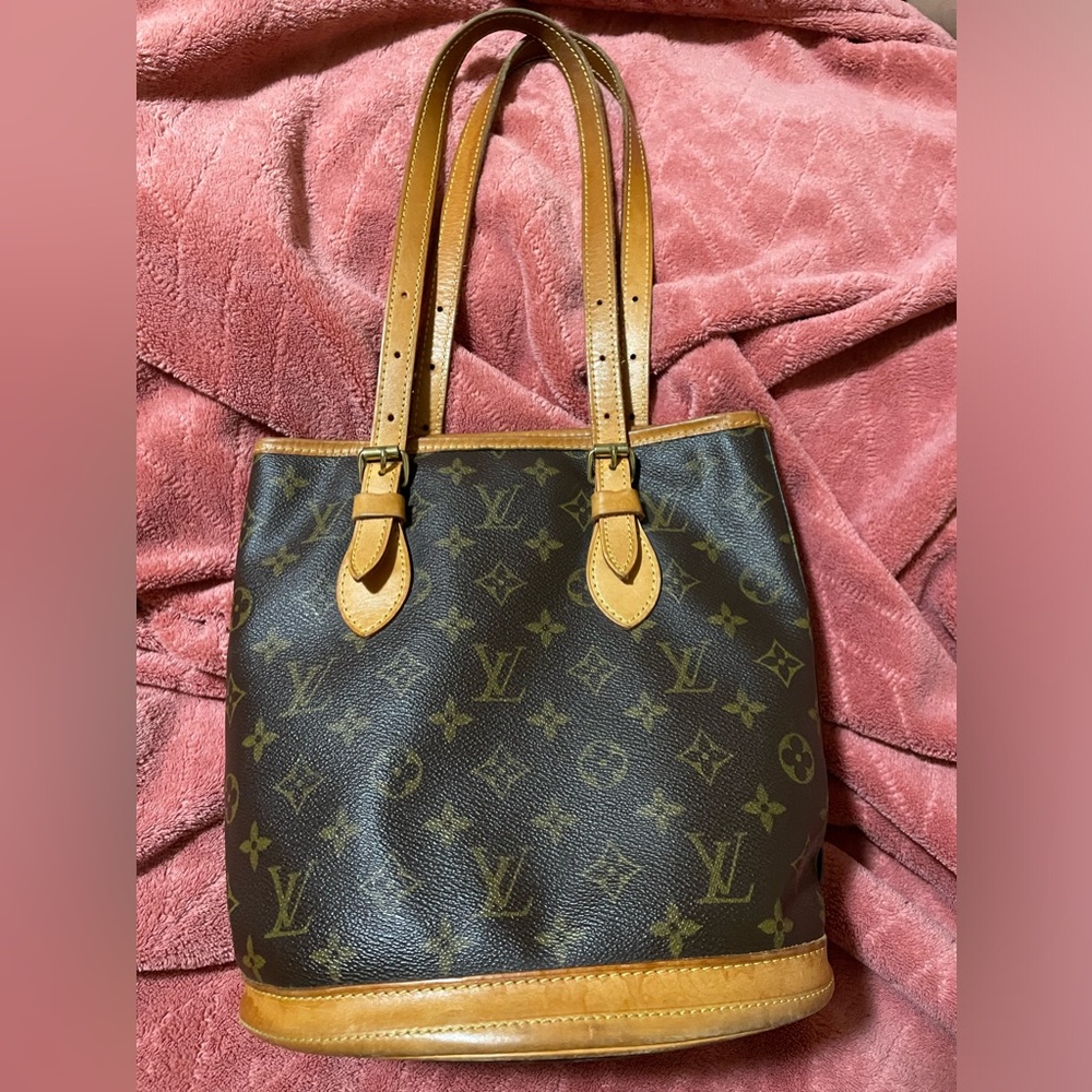 Authentic LV Monogram Petit Bucket